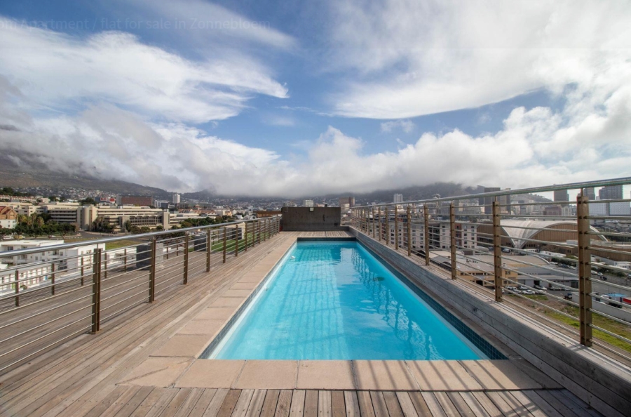 2 Bedroom Property for Sale in Zonnebloem Western Cape